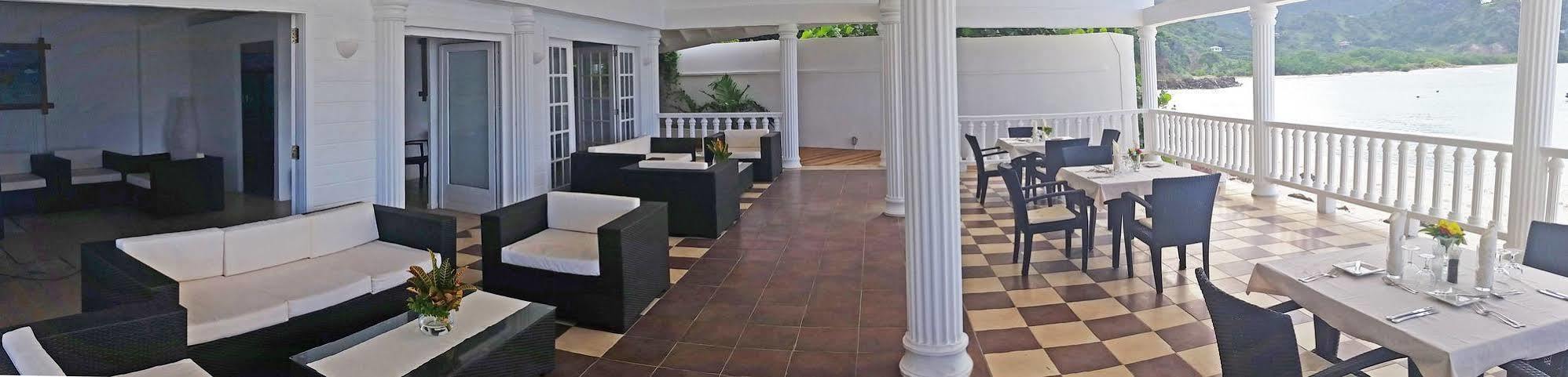 Davids Beach Hotel Clifton Ngoại thất bức ảnh